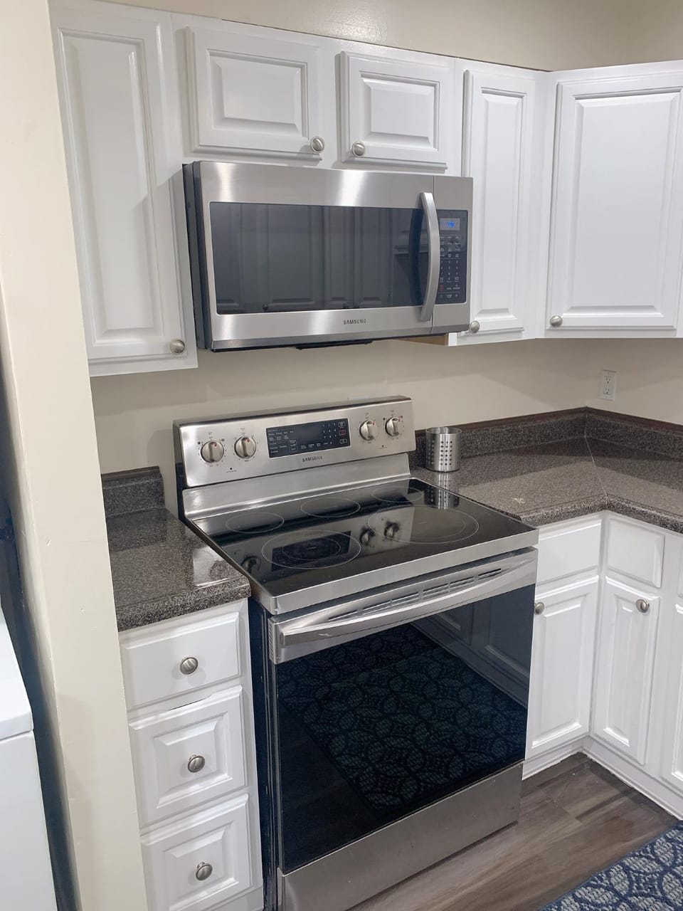 Brand new bedroom next Camden yard , convention center Vacation rental in Baltimore