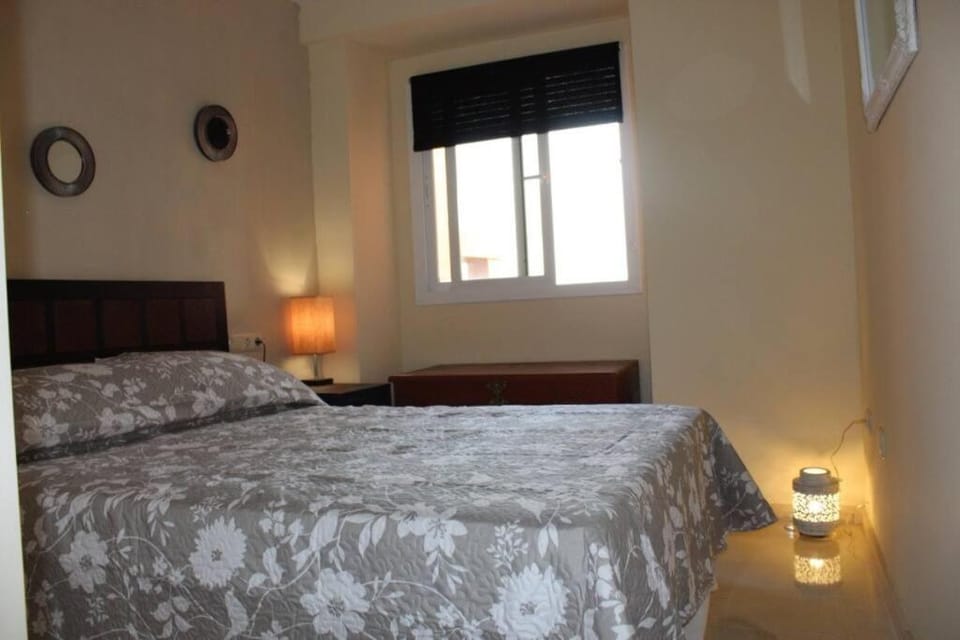 R18 2bedroom Los Lagos Apartment in Marbella