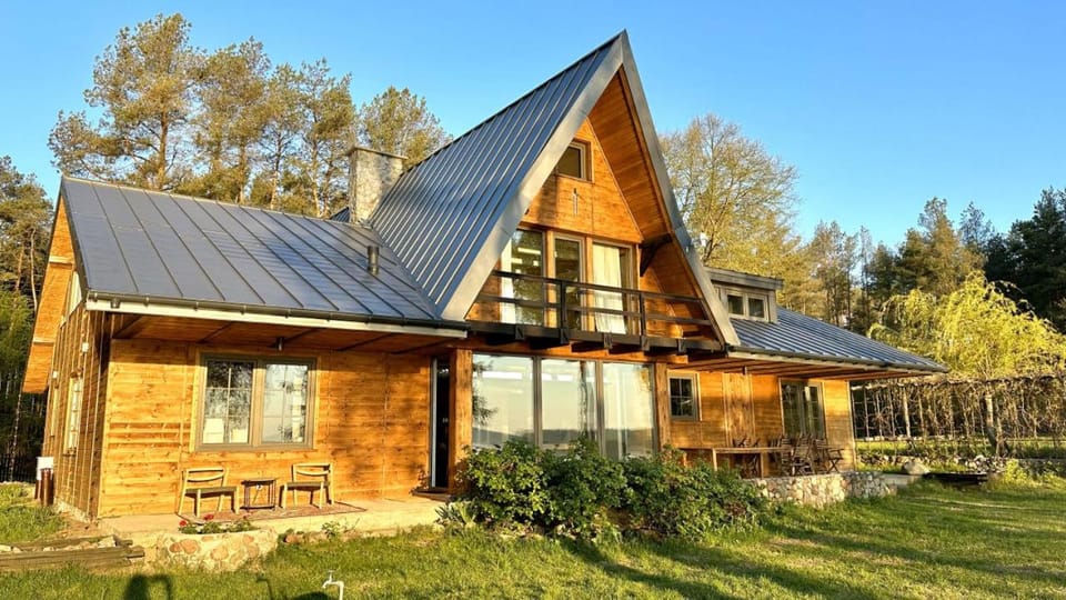 Property building, Garden, Balcony/Terrace