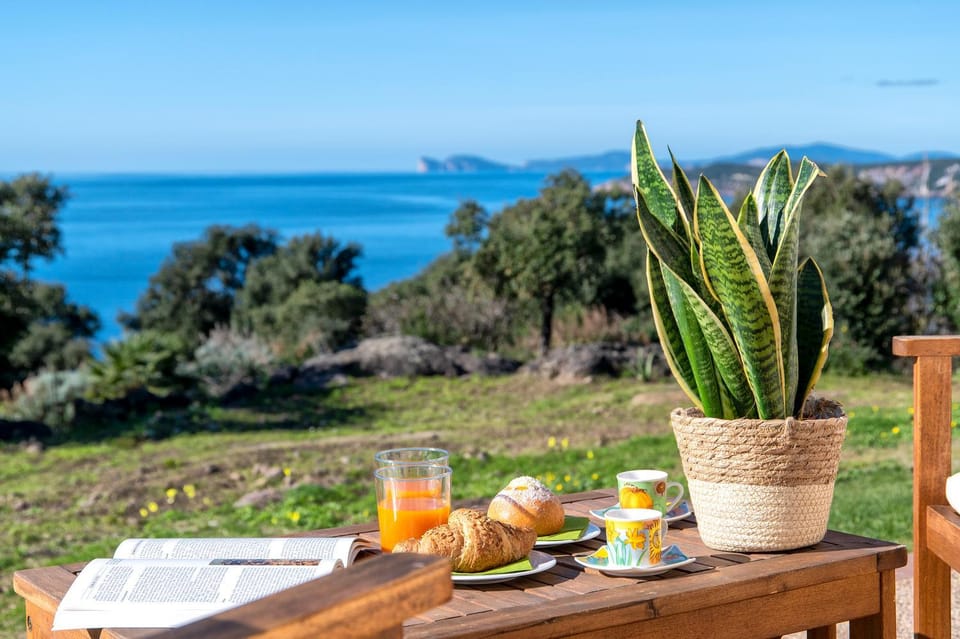 Natural landscape, Breakfast