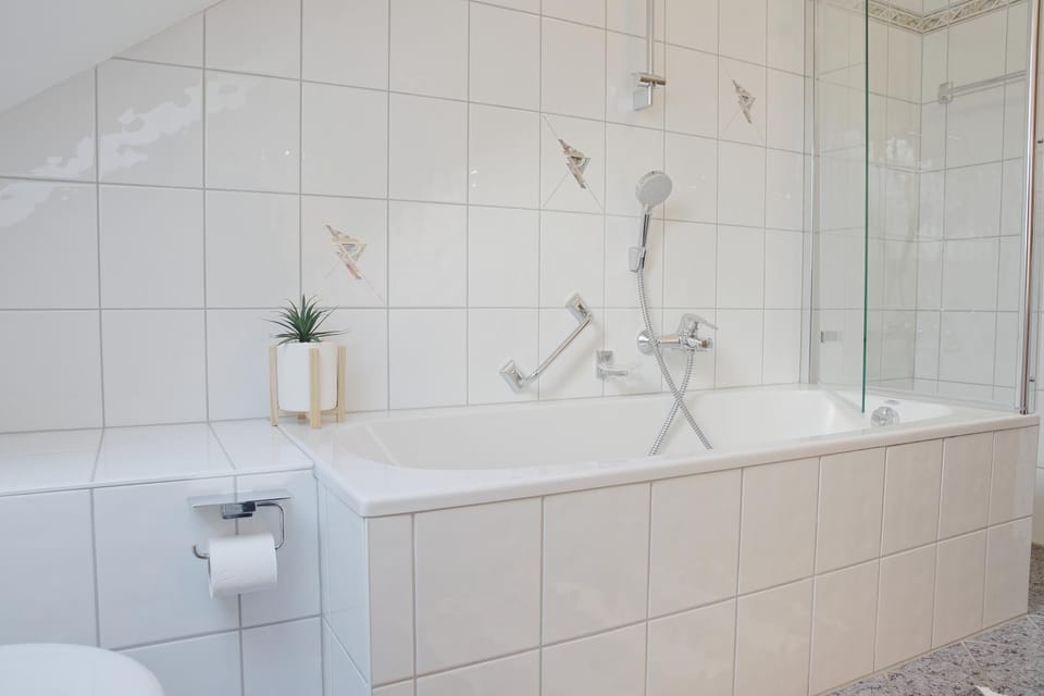 Shower, Bathroom, Bath