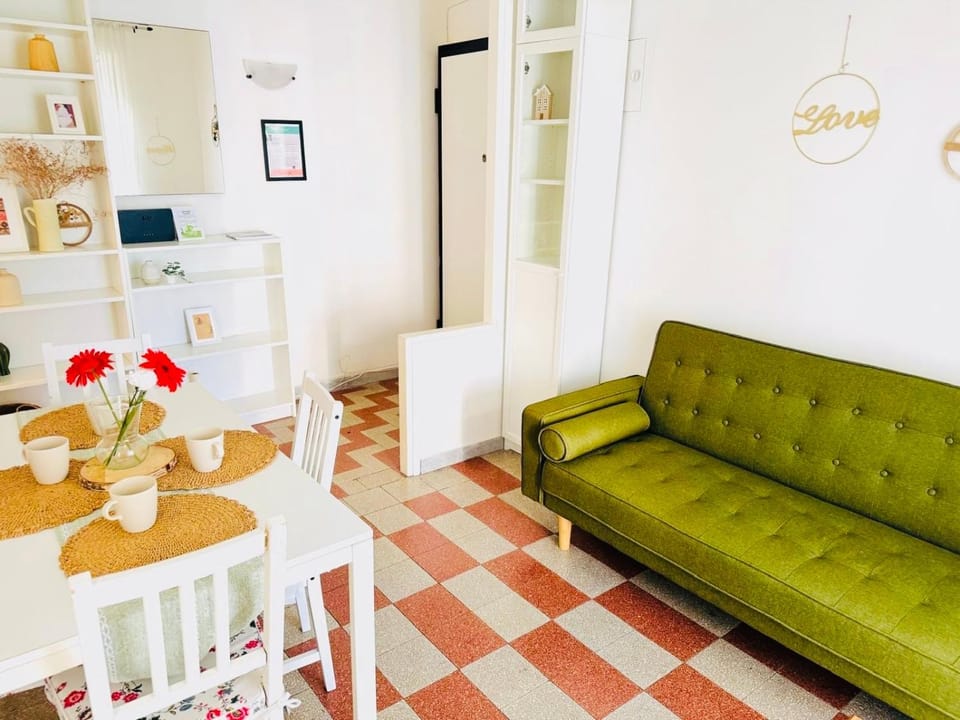 Monteverde 61 - Quiet Apartment with Easy Transport to Rome Center - by Holiday Homes Rome Apartment in Rome