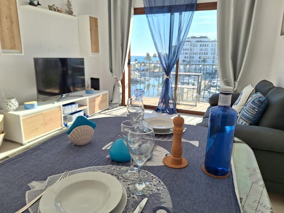 Superb Seaview Apartment Duquesa Port Apartment in Costa del Sol