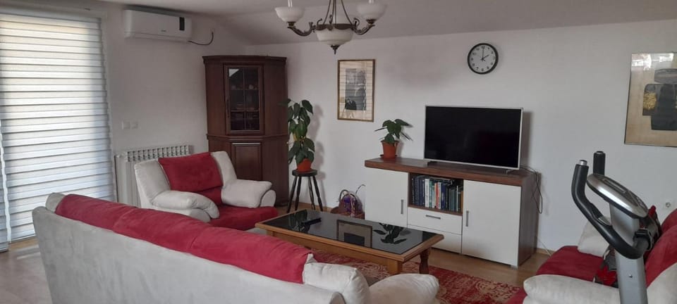 Aura City 2 Apartment in Federation of Bosnia and Herzegovina