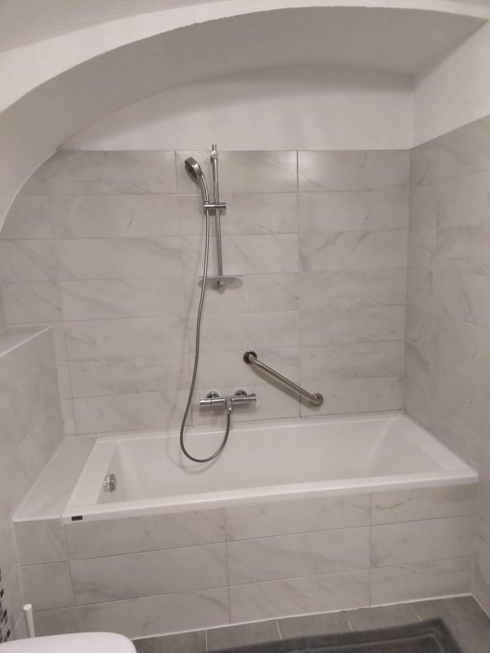 Bathroom, Bath