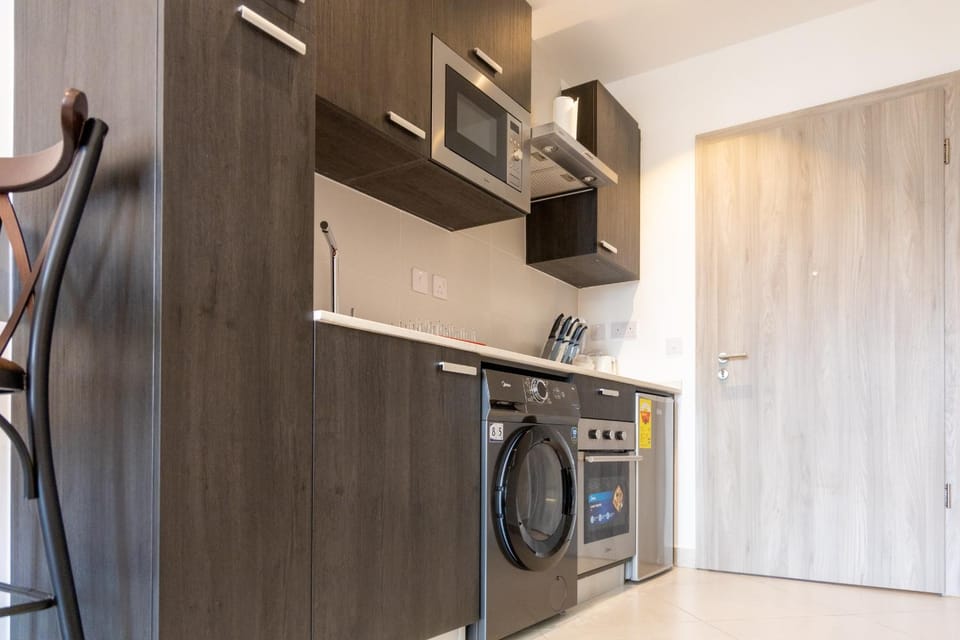 Modern Studio Apartment, Lennox Apartment in Accra