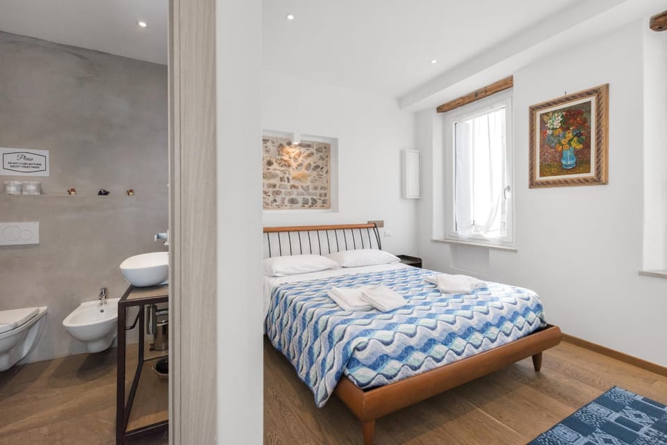 Bathroom, Bedroom
