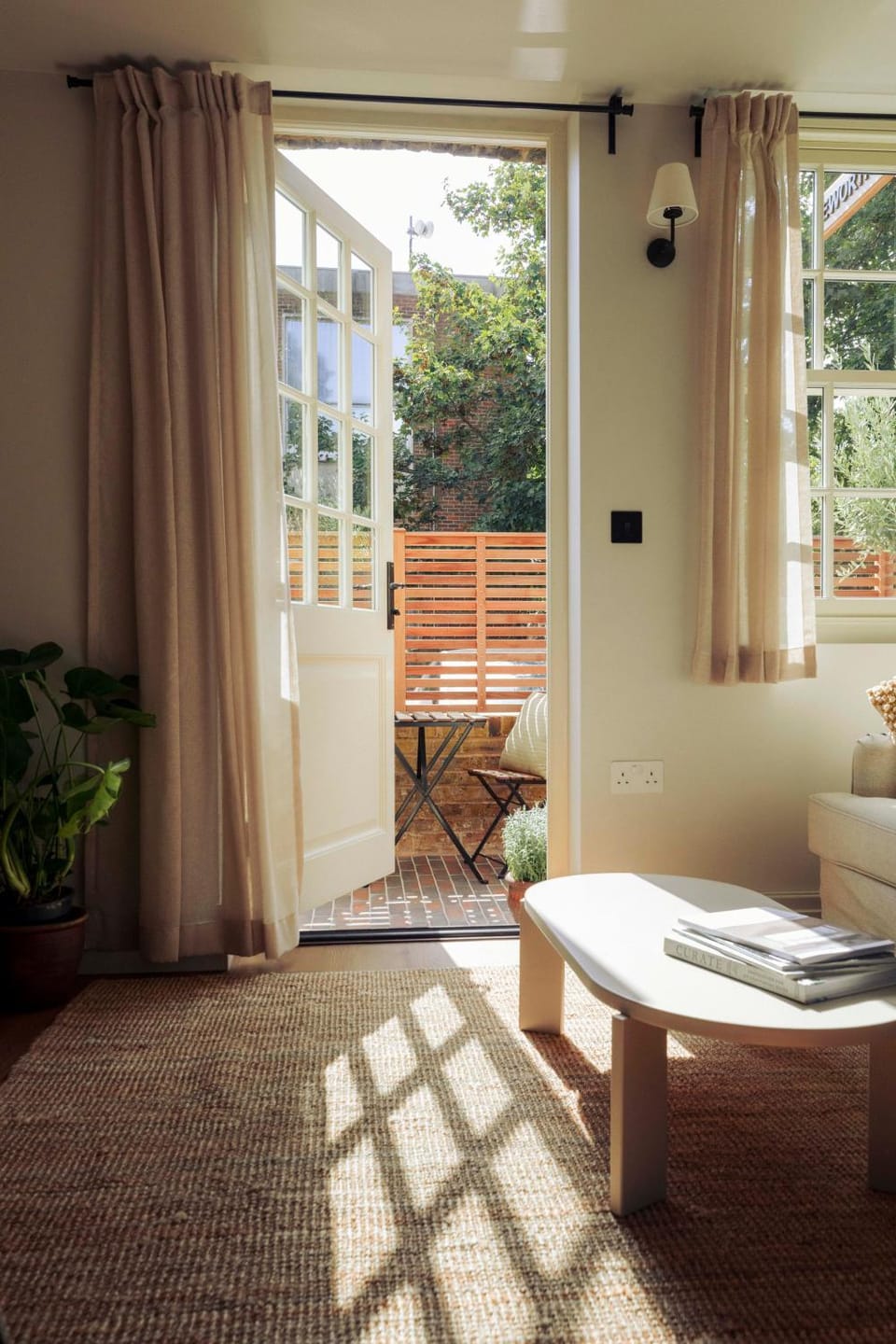 Patio, Balcony/Terrace, Living room, Seating area