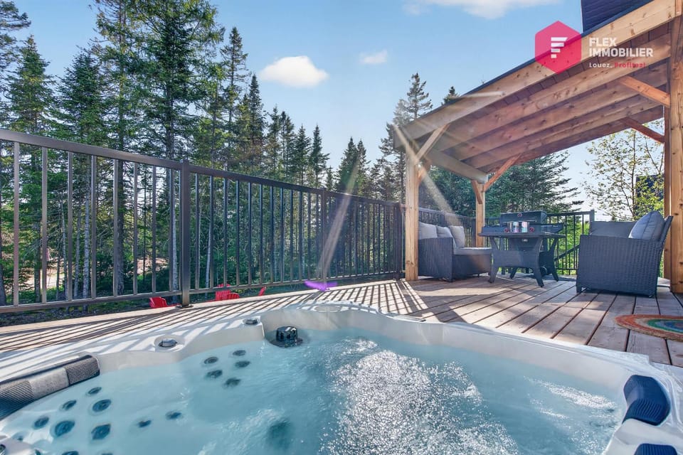 Casa de Campo - Luxueux chalet avec Spa privé à Shannon - Domaine Les Villas Scandinaves House in Quebec City