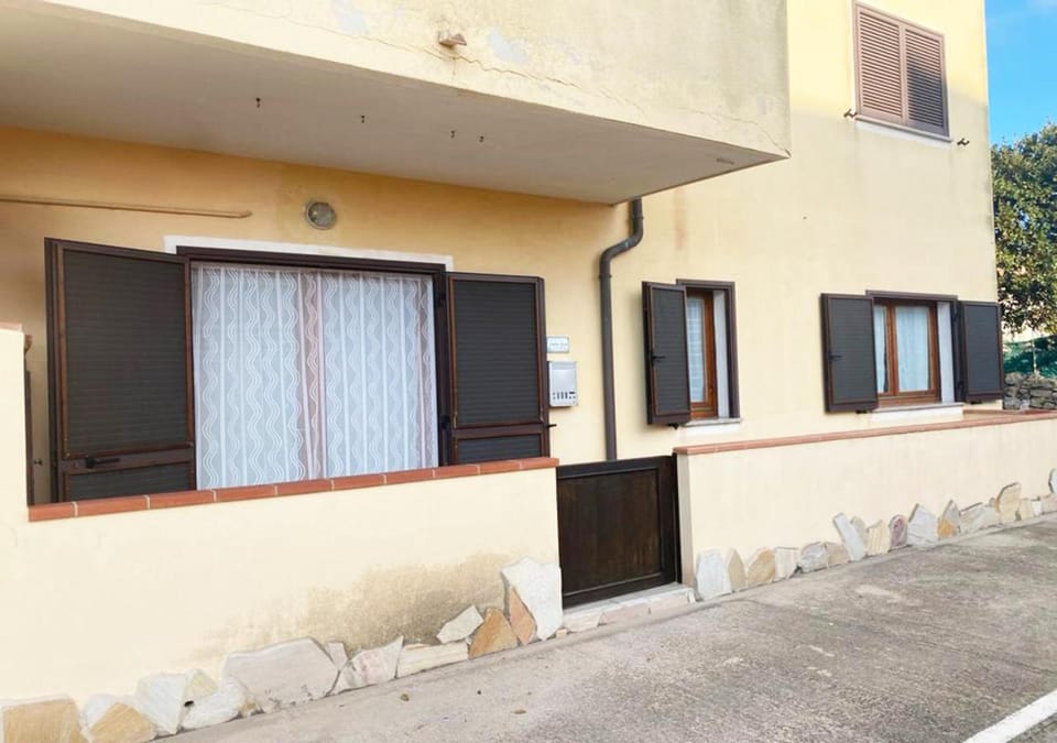 Property building, Balcony/Terrace