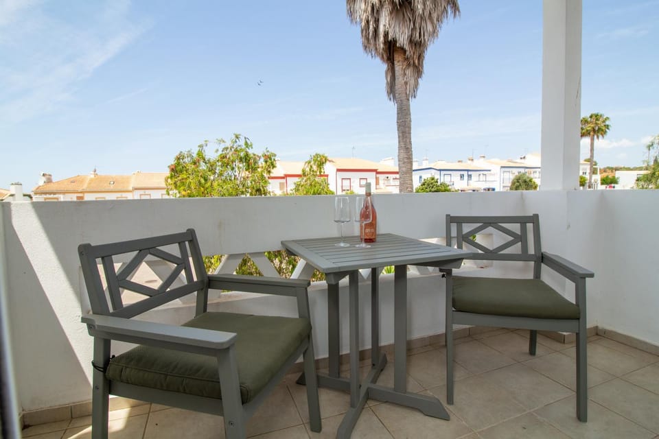 Patio, Day, View (from property/room), Balcony/Terrace, Seating area, Dining area