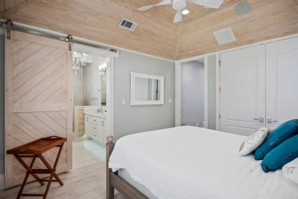 Serenity By The Sea 3 Br 3.5 Ba House in Miramar Beach