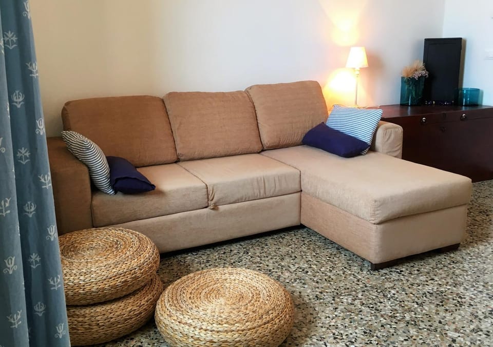 Living room, Bedroom