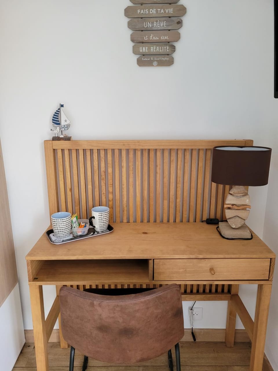 Coffee/tea facilities, Seating area