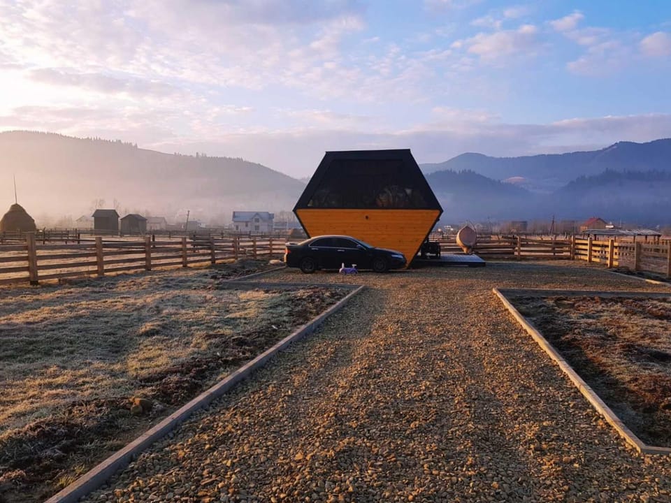 Property building, Mountain view, Mountain view