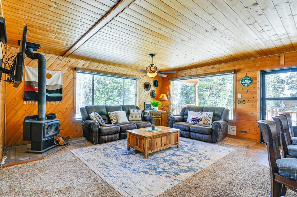 Duck Creek Village Cozy Cabin Near Fishing & ATV Cabin in Utah