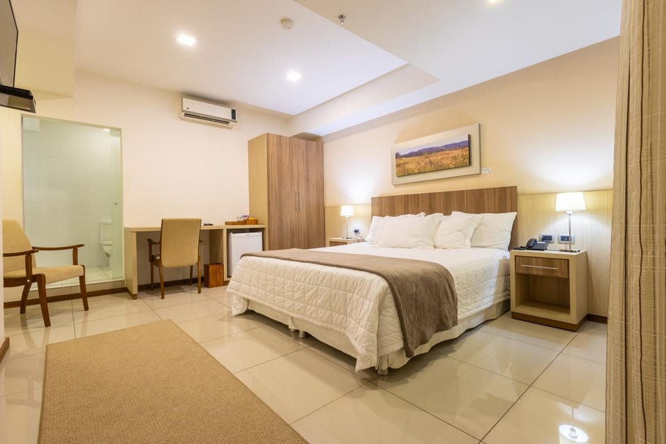 Bed, Living room, Photo of the whole room, Seating area, Bedroom, wardrobe, air conditioner