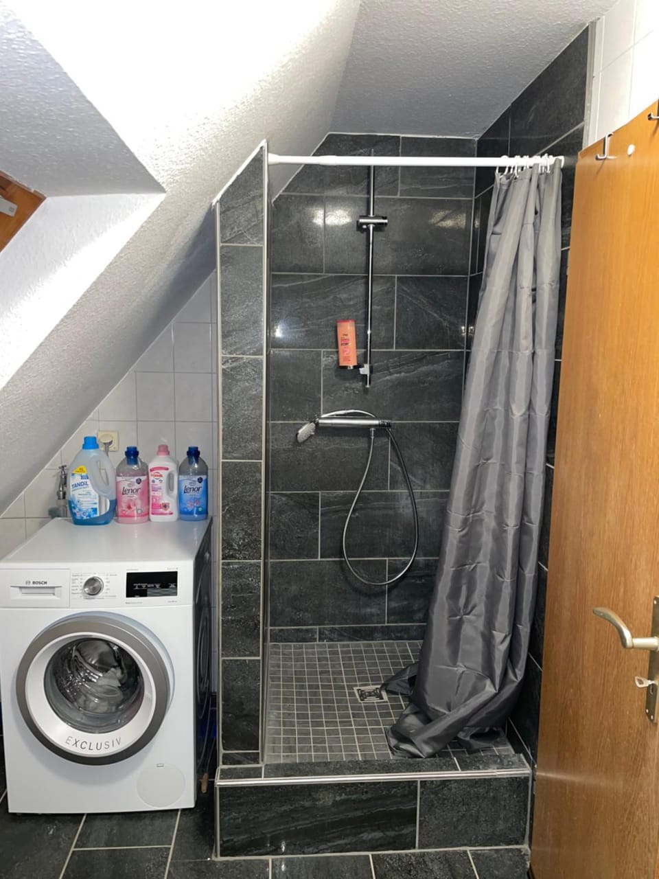 Shower, Bathroom, washing machine