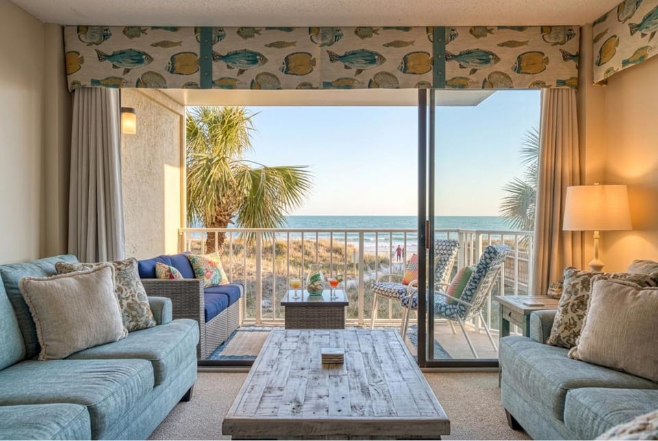 Oceanfront Oasis: Endless Ocean Views & Luxury Amenities Minutes to Attractions Apartment in North Myrtle Beach