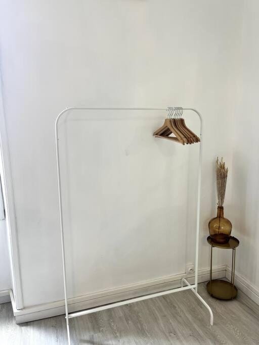 Studio Petit Colombel 2pers Quartier St Felix Apartment in Nantes