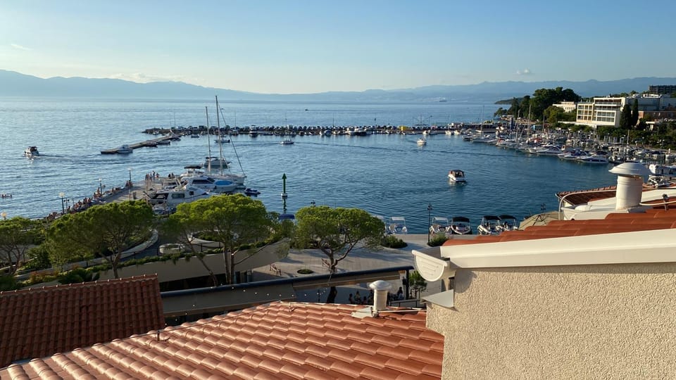 Day, Natural landscape, City view, Sea view