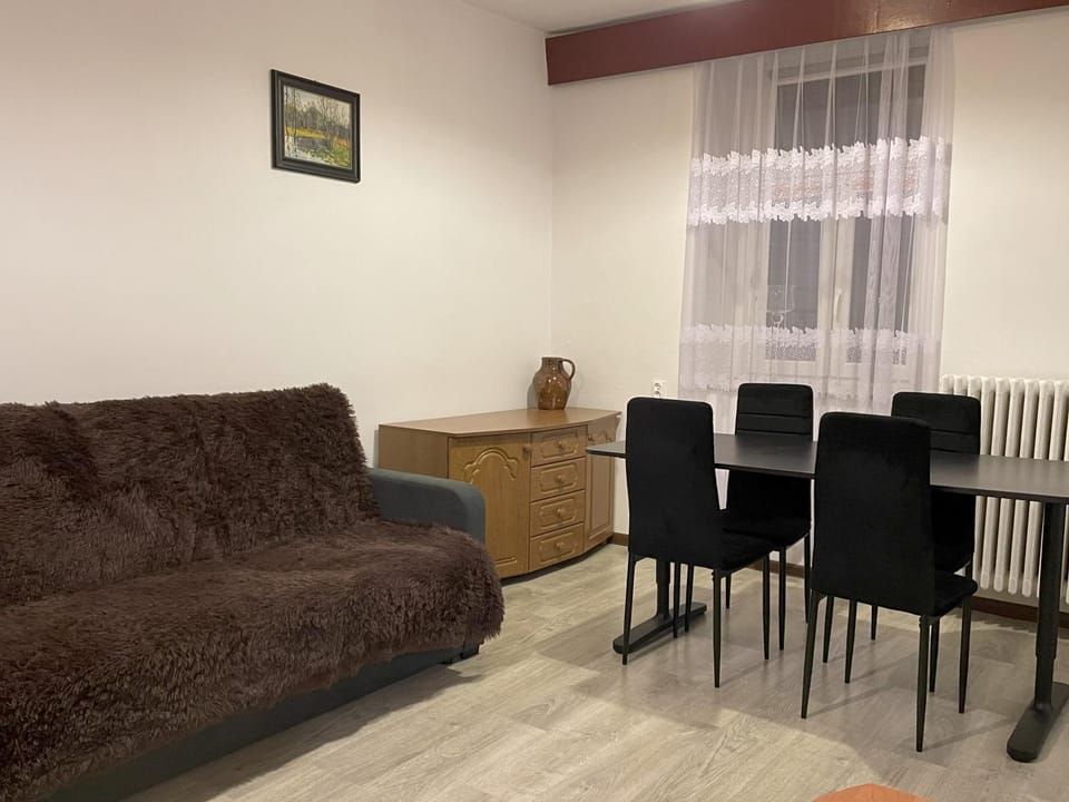 Apartament 2-pokojowy 55 m2, koło ZOO, Hali Stulecia Apartment in Wroclaw