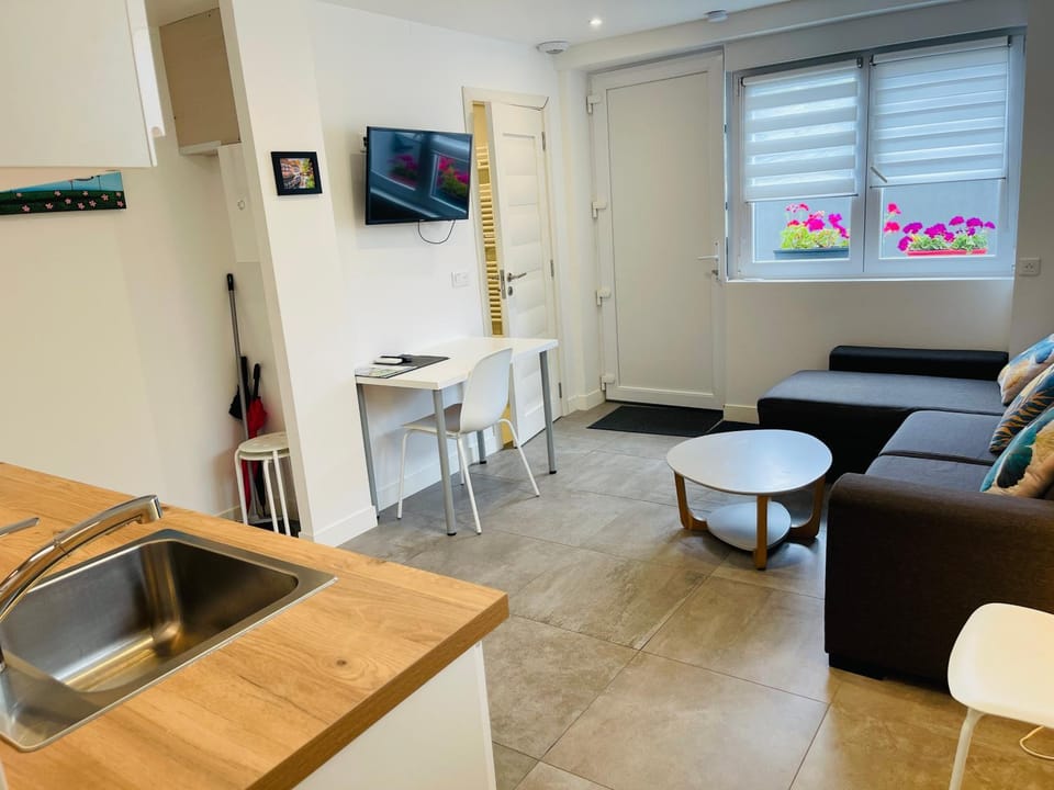 Appartement T2 calme à Illkirch avec parking privé Apartment in Illkirch-Graffenstaden