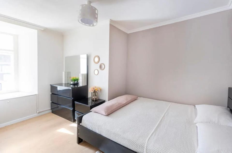 "Waterfall" City Centre apartment Apartment in Tbilisi, Georgia