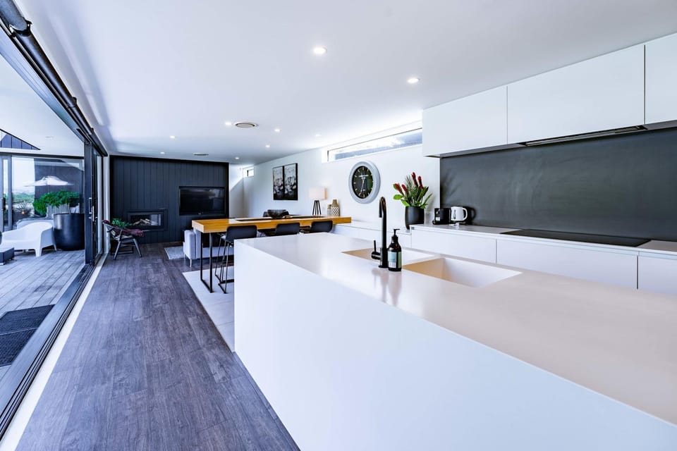 Noir North Retreat House in Wanaka