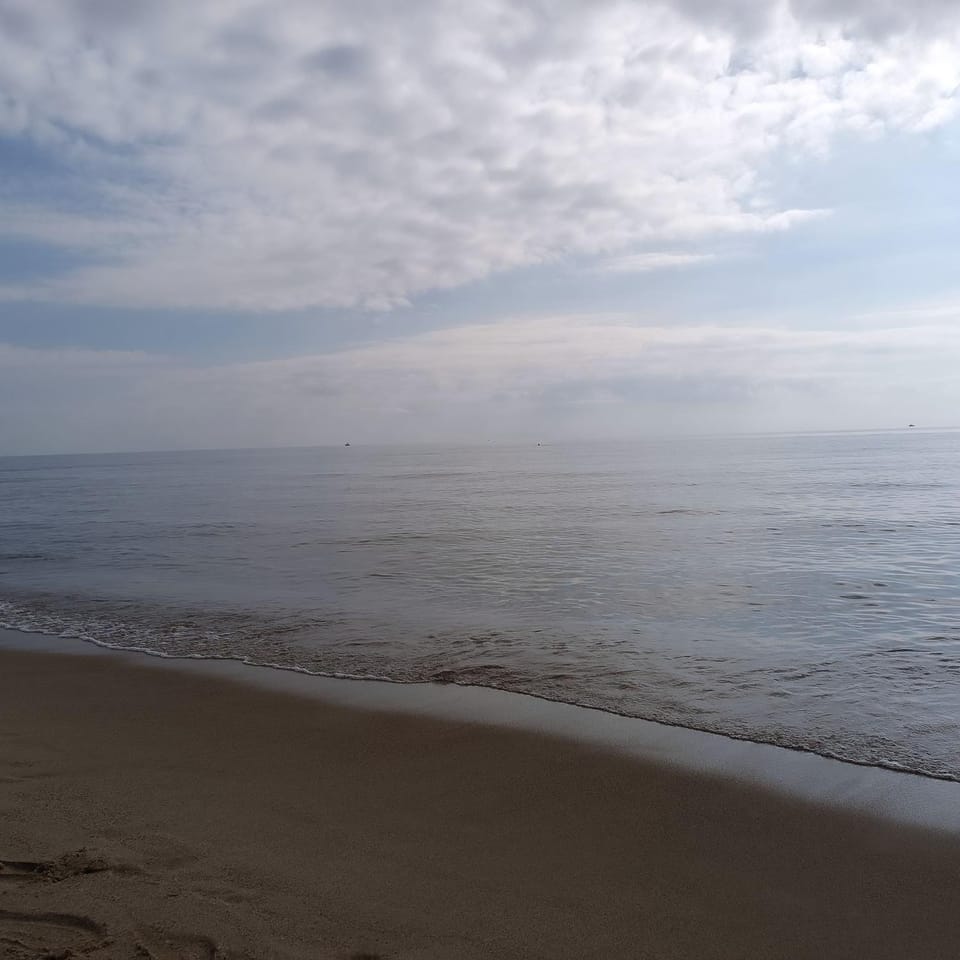 Apartamento en Creixell Primera linea de playa. Apartment in Creixell