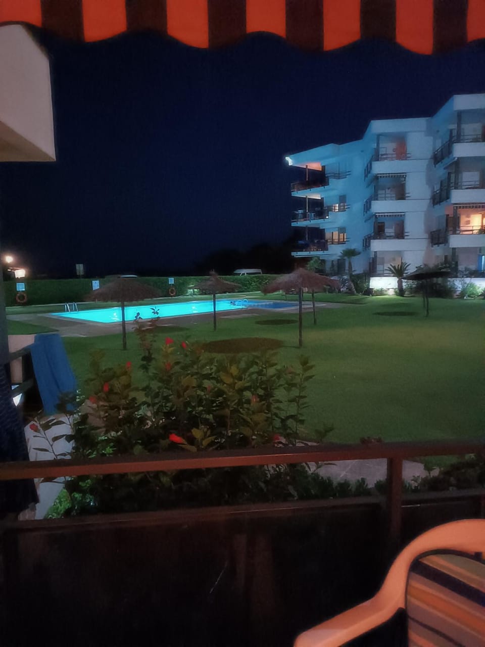 Apartamento en Creixell Primera linea de playa. Apartment in Creixell