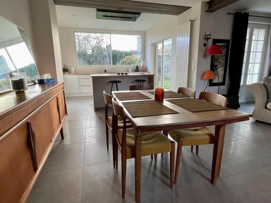 Charmante maison de 110m2 située à Luc à 800 m de la mer House in Normandy