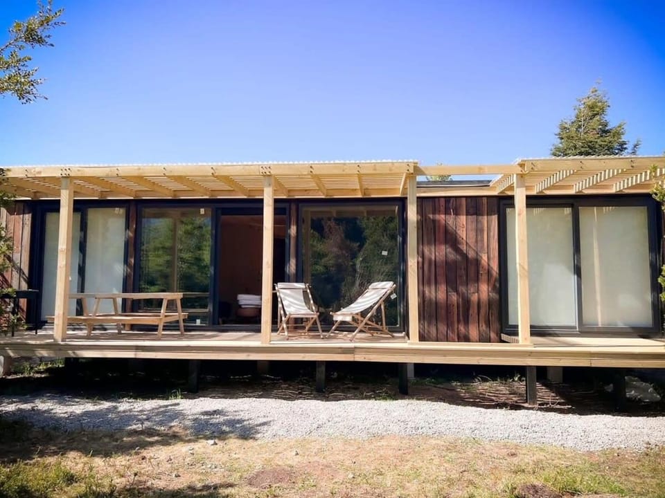 OUTSCAPE l Acogedora Cabaña Familiar En Lago Chapo House in Los Lagos, Chile