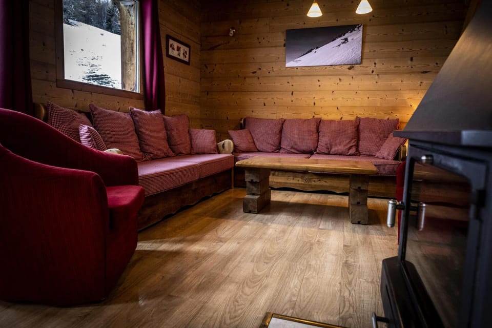 Les Chalets Du Cocoon - CHALET PIERRA MENTA 1 MAE-1641 Chalet in Mâcot-la-Plagne