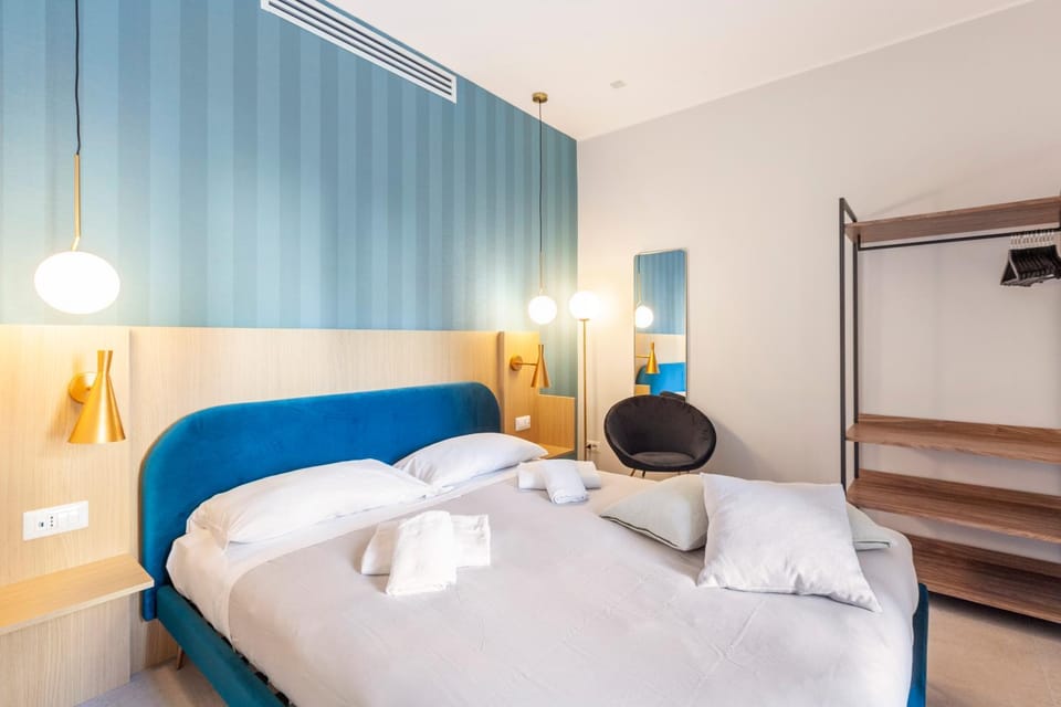 Bed, Bedroom, wardrobe