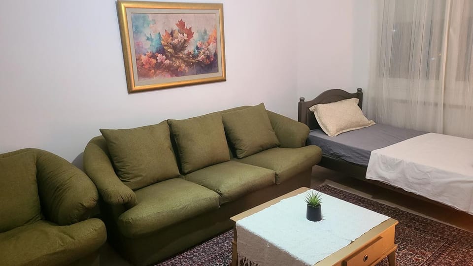 Cozy Apartment Ennasr Apartment in Tunis