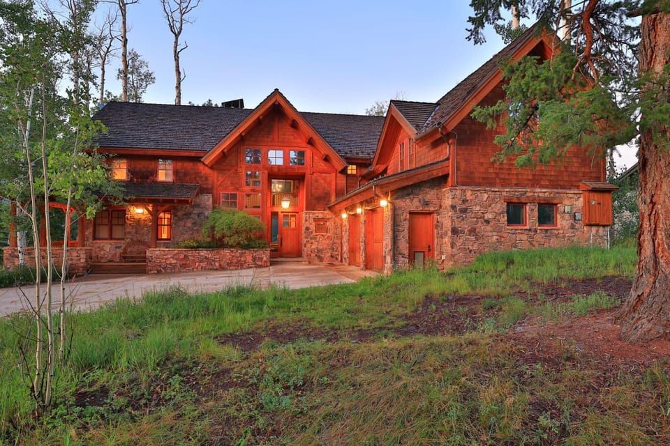 Mountain Village Marvel w/ Hot Tub & Home Gym! House in Telluride