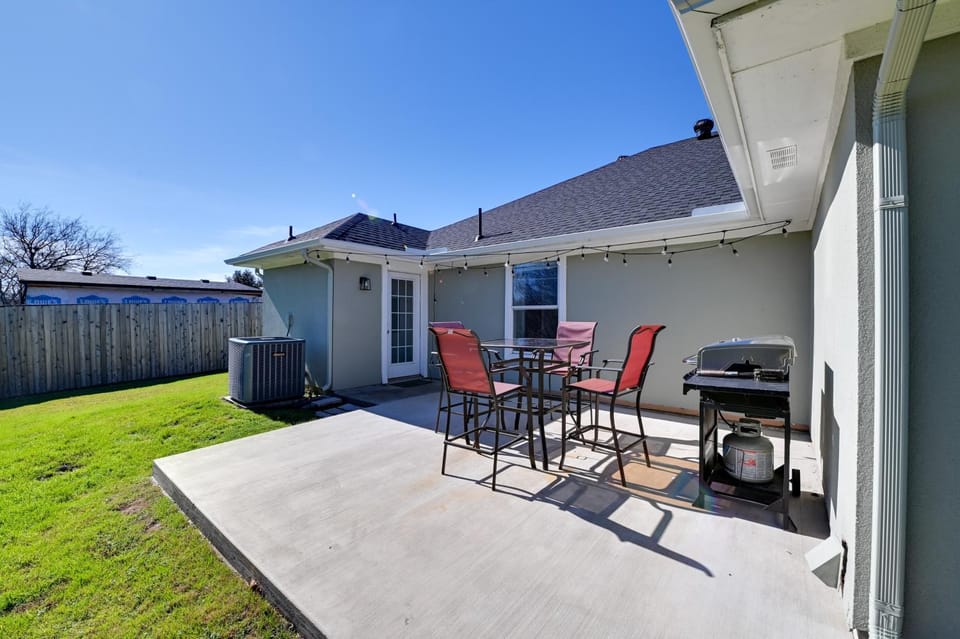 'Little Elm Diamond' - Steps to Lewisville Lake! House in Little Elm