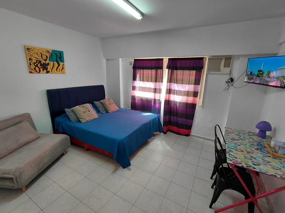 TV and multimedia, Dining area, Bedroom