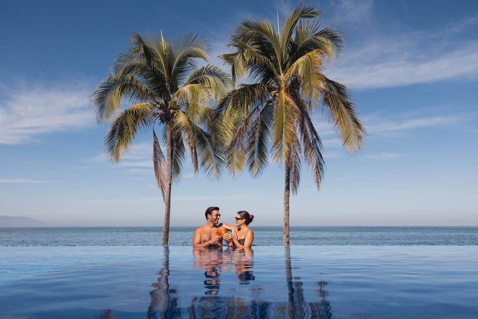 Beach, Sea view, Swimming pool, Drinks, Alcoholic drinks