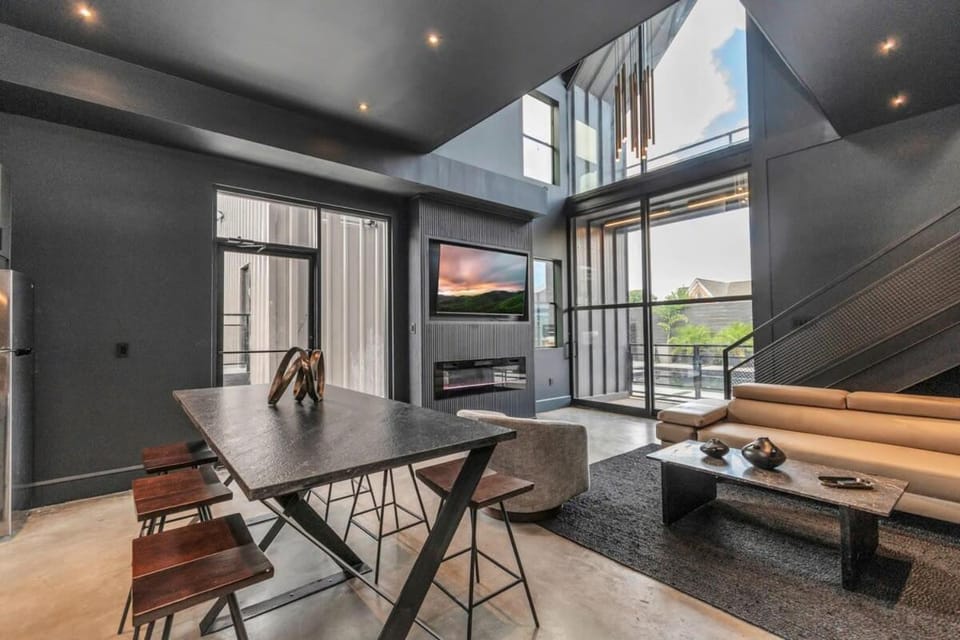 Prolific Oasis Event Space HTX House in Houston