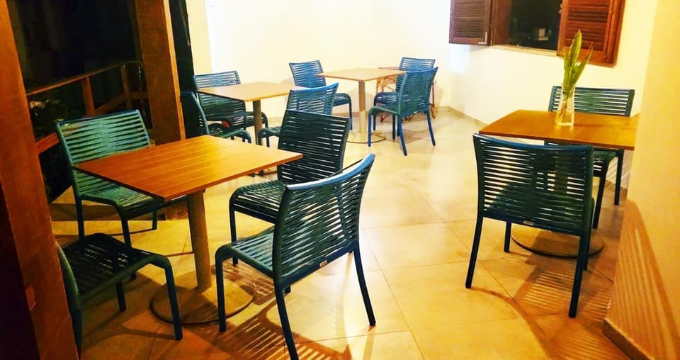 Restaurant/places to eat, Banquet/Function facilities