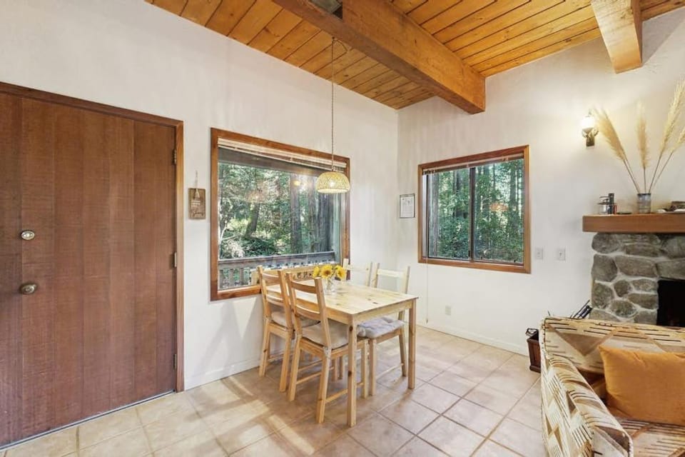 Deep Woods Hideaway House in Sonoma County
