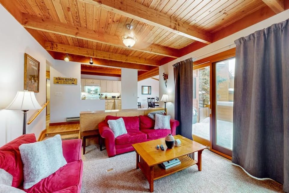 Lake to Mountain House in Keystone