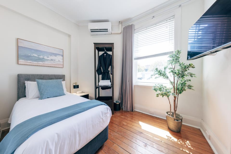 Gaslight Inn - Adults Only Hotel in Surry Hills