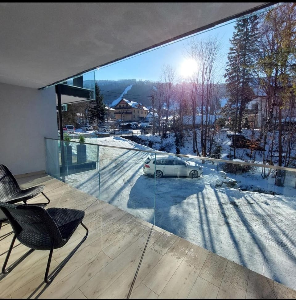Balcony/Terrace, Mountain view