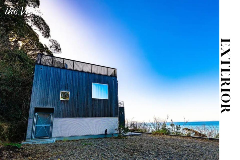 Property building, Day, Natural landscape