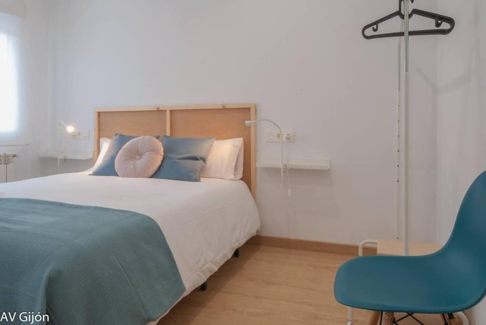 AVG Palencia 3 Apartment in Gijón