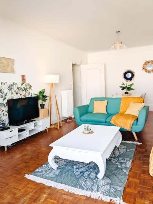 Cosy Mirabelle - T3 - Parc des expositions - Balcon & parking Apartment in Pau