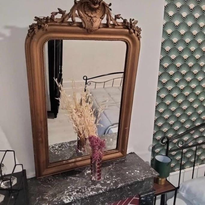 Le Nid Douillet Baroque Linge fourni Apartment in Auvergne-Rhône-Alpes